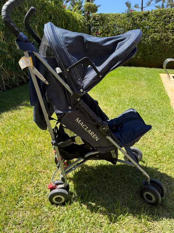 Poussette Maclaren Quest Denim Indigo, vue de face